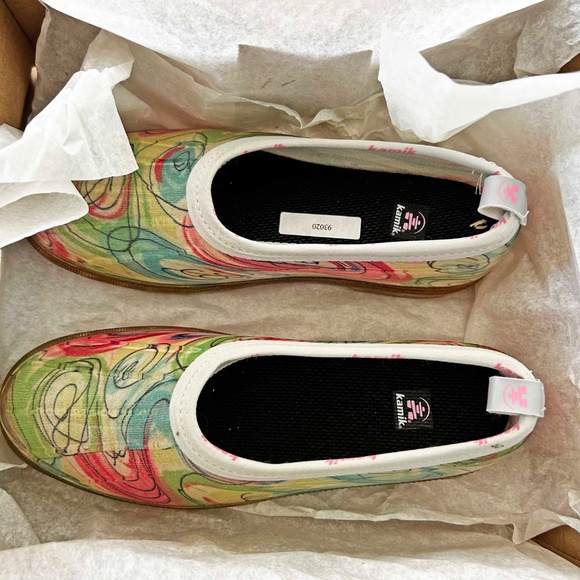 SHOES, KAMIK 4 WHEEL DRIVE OUTDOOR GEAR, RUBBER, SZ 7, GREEN MIX, MADE IN CANADA - Picture 5 of 11